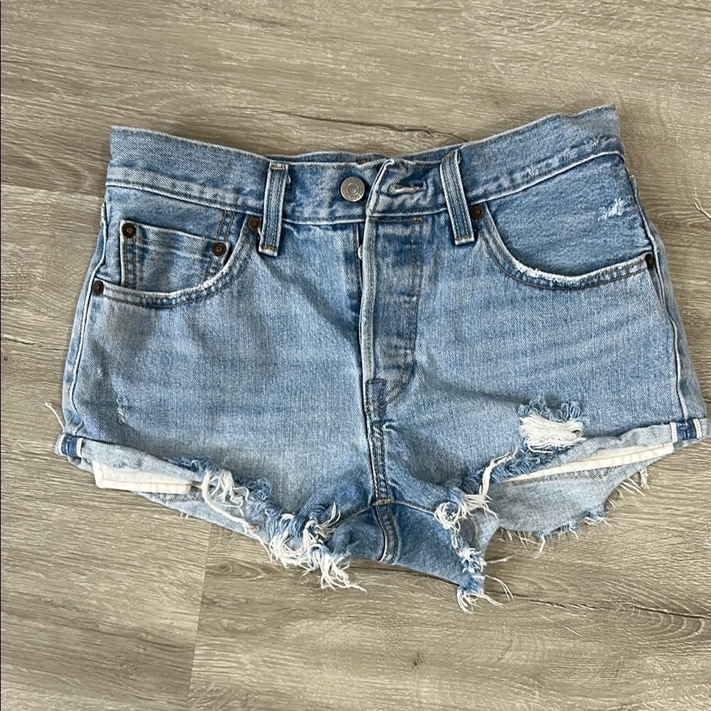 Levis 501 jean short